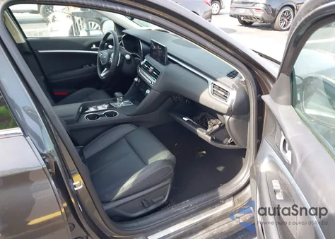 2025 Genesis G70 2.5T Rwd z USA, uszkodzony, nr VIN KMTG34SC3SU147642